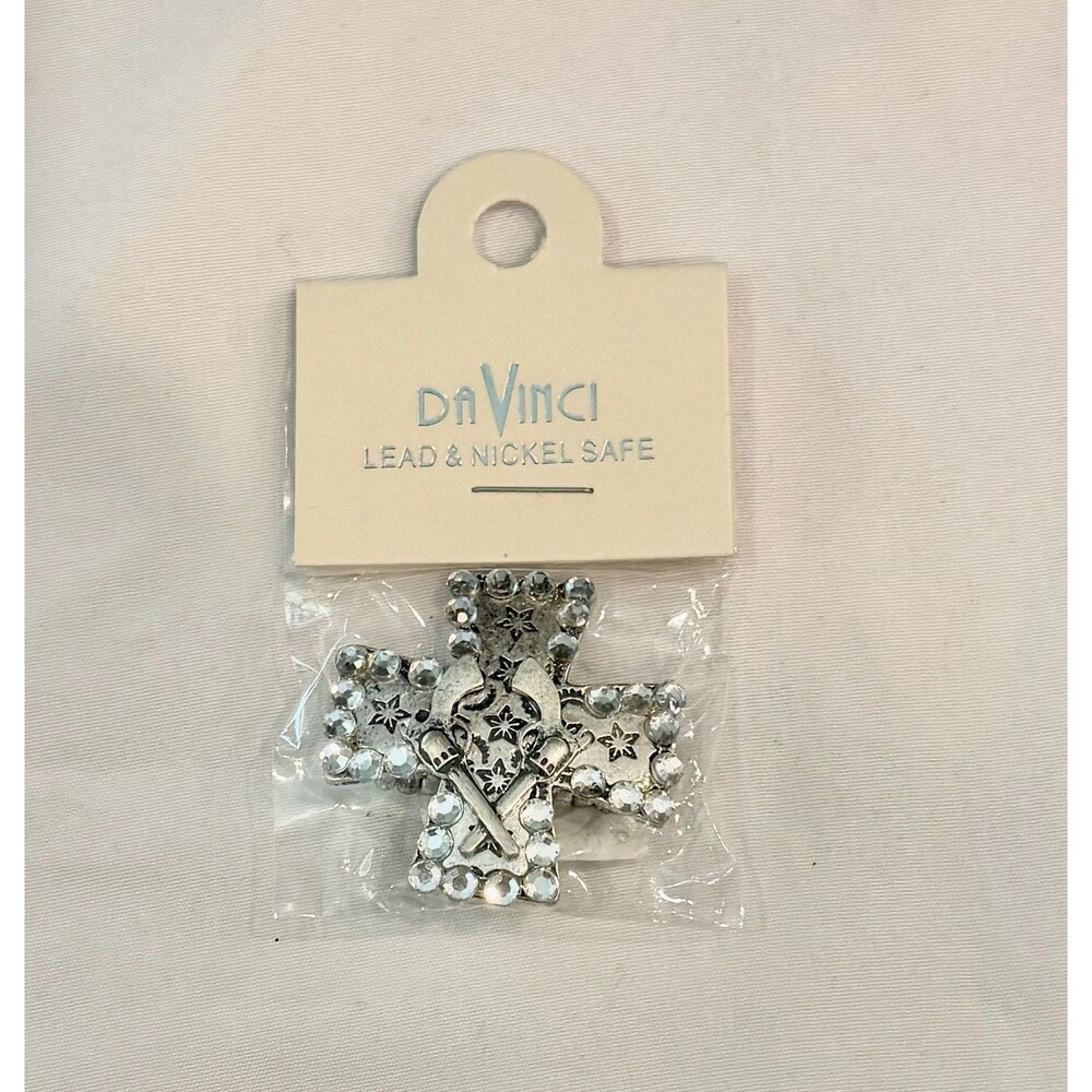 DaVinci Silver Tone Rhinestone Embellished Cross Stretch Ring